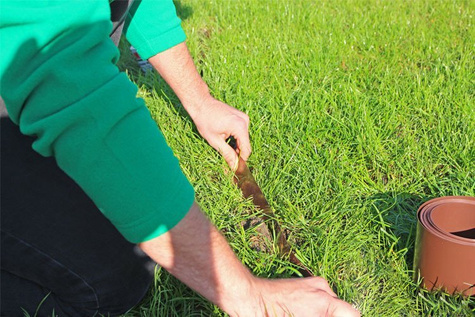 Obrzeże trawnikowe ogrodowe brązowe, proste 15cm x 10m Limiteo
