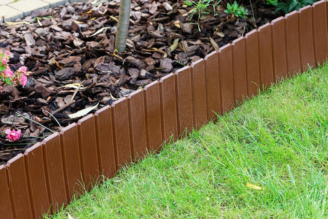 Obrzeże trawnikowe brązowe Palisada ogrodowa Eko-Palisada 22cm x 1m Eko-Bord