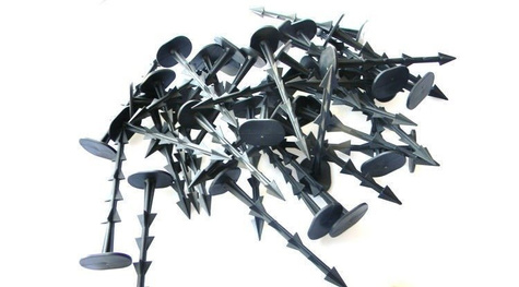 Kołki, kotwice z ząbkami do mocowania agrotkaniny, agrowłókniny i geowłókniny 12 cm MIDI 100 sztuk