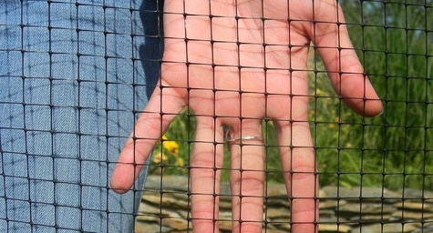 Siatka przeciw kretom hiszpańska oczko 13x13mm, 2x200m AntiKreti