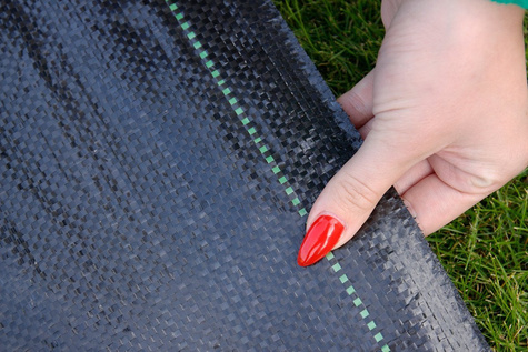 Agrotkanina Mata czarna 0,8x100m (70g) Import