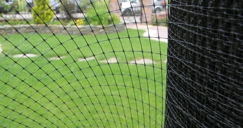 Siatka przeciw kretom hiszpańska oczko 10x10mm ,1,5x100m Neto Kreto