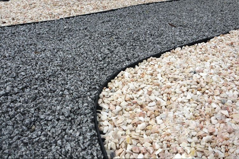 Obrzeże trawnikowe ogrodowe czarne R5 45mm x 1m 1000 szt. Bordeo